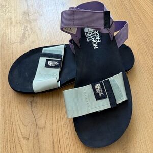 The North Face Women's Skeena Sandals